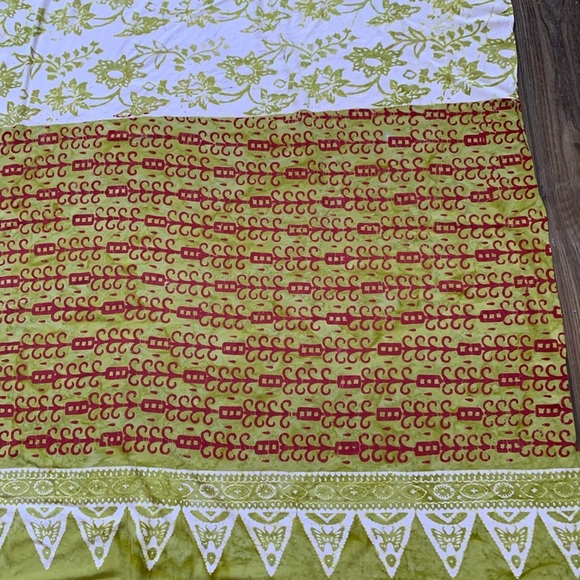 Sarong - Picture 4 of 6